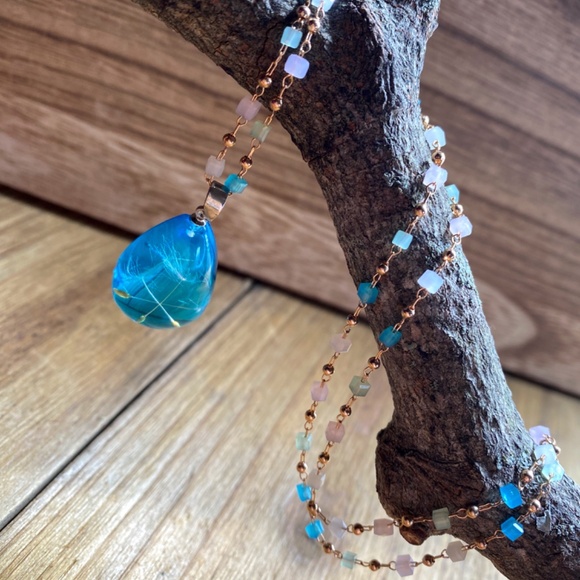 Austrian Crystal Dandelion Resin Blue Minimalist Necklace - Picture 3 of 9